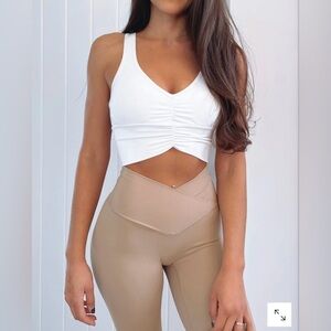 WRE Apparel VIVIAN CROP TOP NEW Without tag.